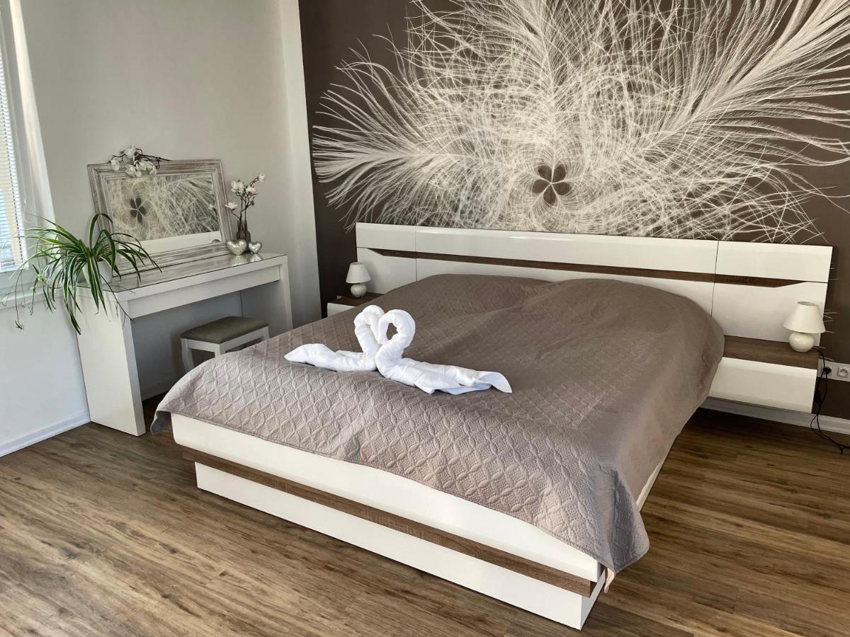 Apartman Az Pro 8 Osob Humpolec Εξωτερικό φωτογραφία